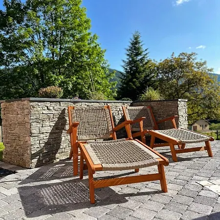 Le Montagnard & Sauna - Lits Faits - Serviettes - Peignoirs - Menage Inclus